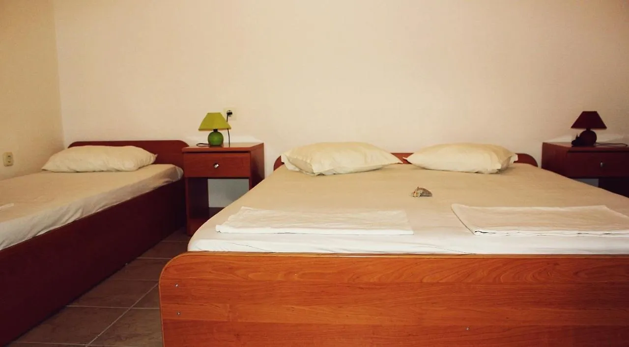 Panorama Apartments Povljana 0*,  Croatia