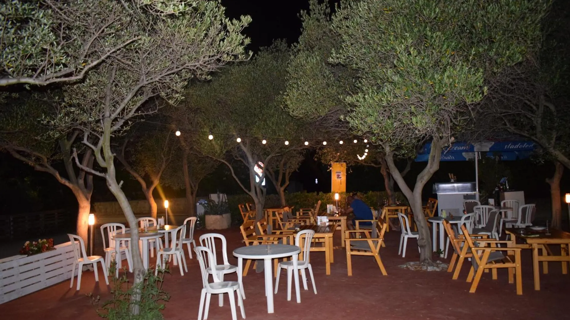 Panorama Apartments Povljana 0*,  Croatia