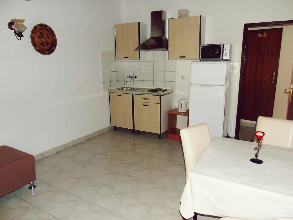 Panorama Apartments Povljana Croatia