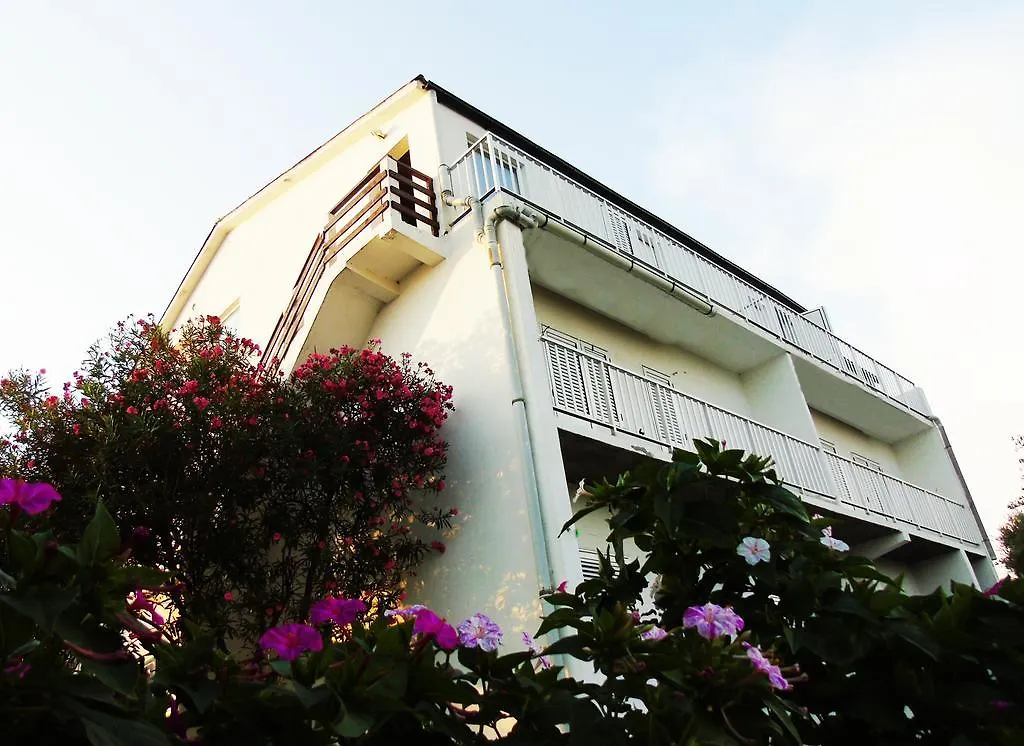 Panorama Apartments Povljana
